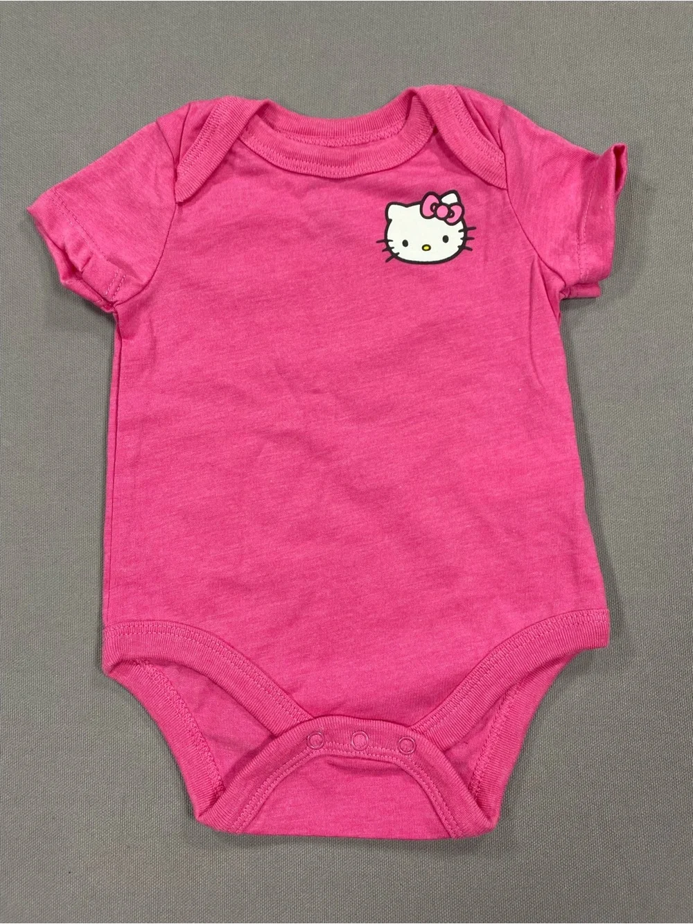 Hello Kitty Pink, White & Yellow Short-Sleeve Baby One-Piece Bodysuit Set